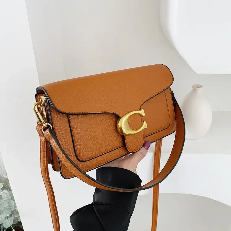 Le sac de fermoir classique «C»