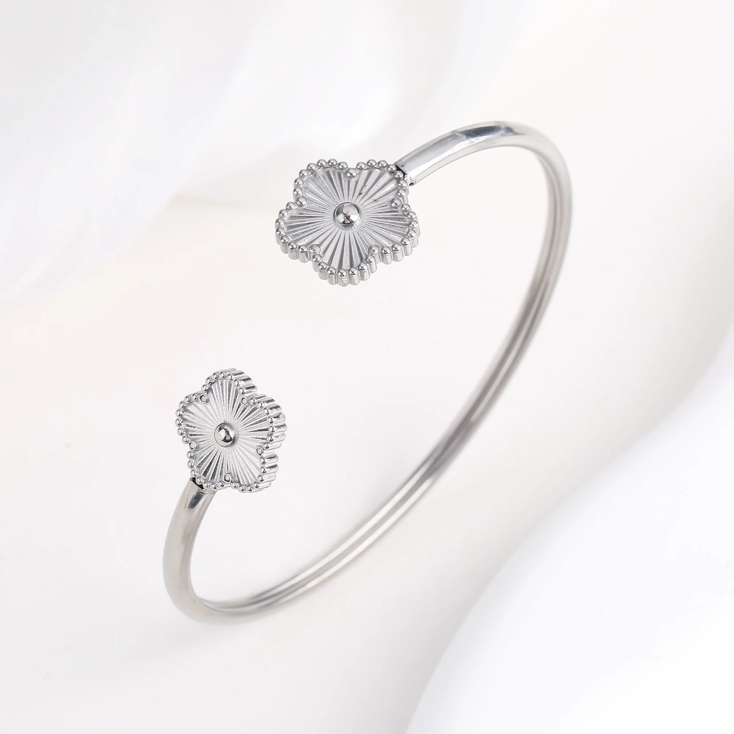 Flower Opening Bracelet