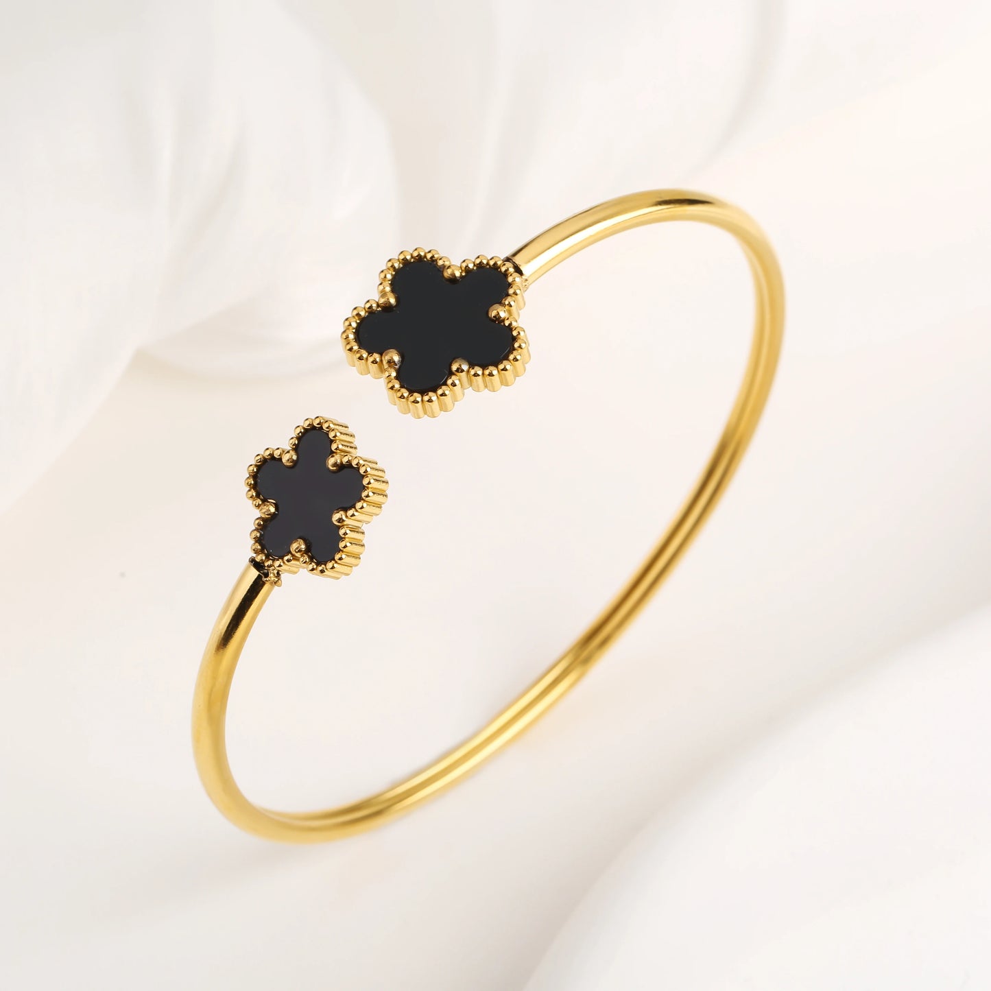 Flower Opening Bracelet