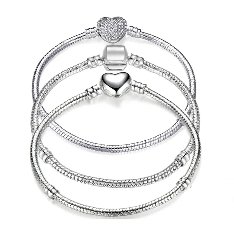 Silver Bracelet with Heart Pendant 
