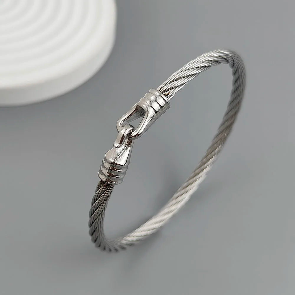 Timeless Horseshoe Clasp Bracelet