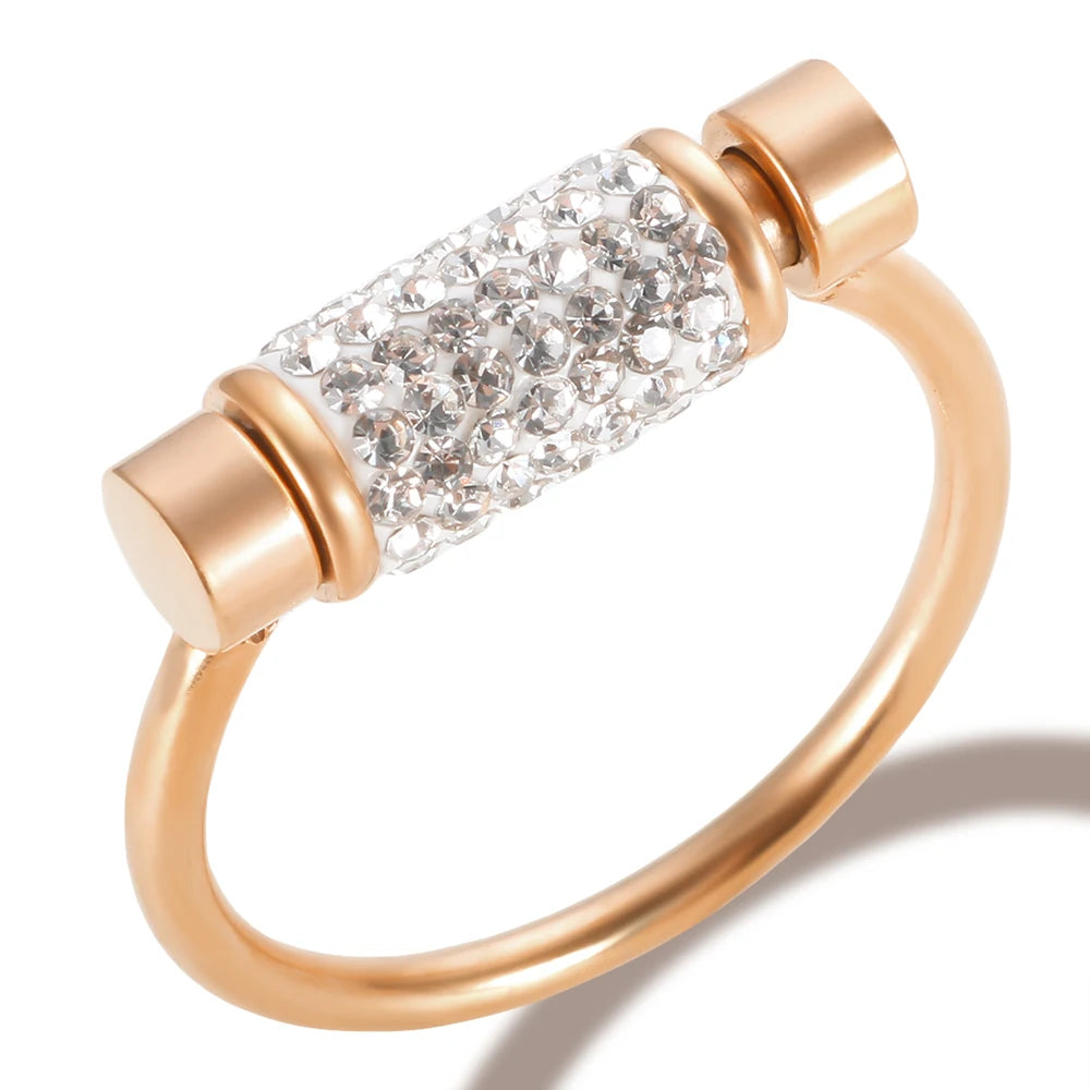 Women’s Rotatable Crystal Ring 