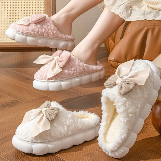Cloud-Like Bow Slippers