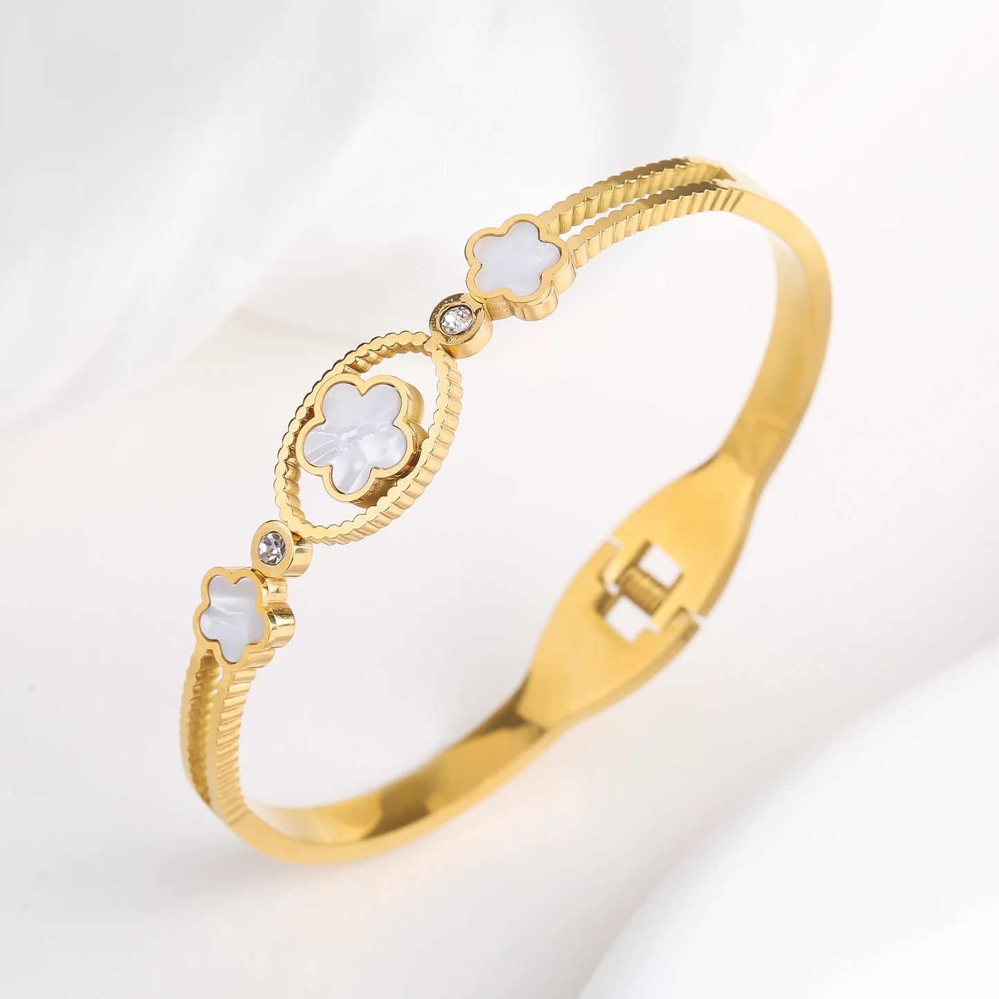 Flower Opening Bracelet