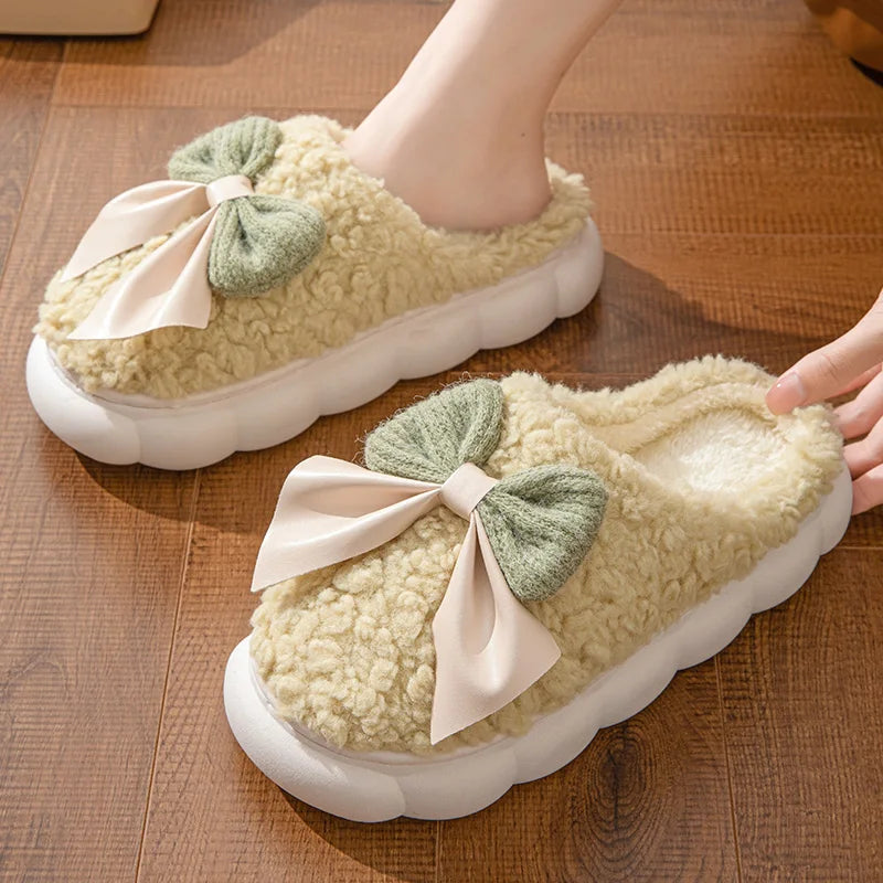 Cloud-Like Bow Slippers