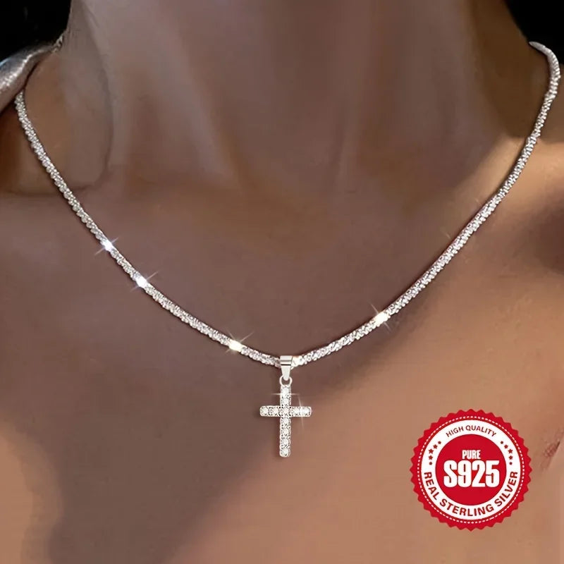 Necklace with Cross Pendant 