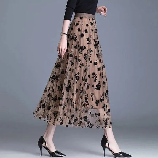 Elegant Tulle Skirt with Printed Flowers