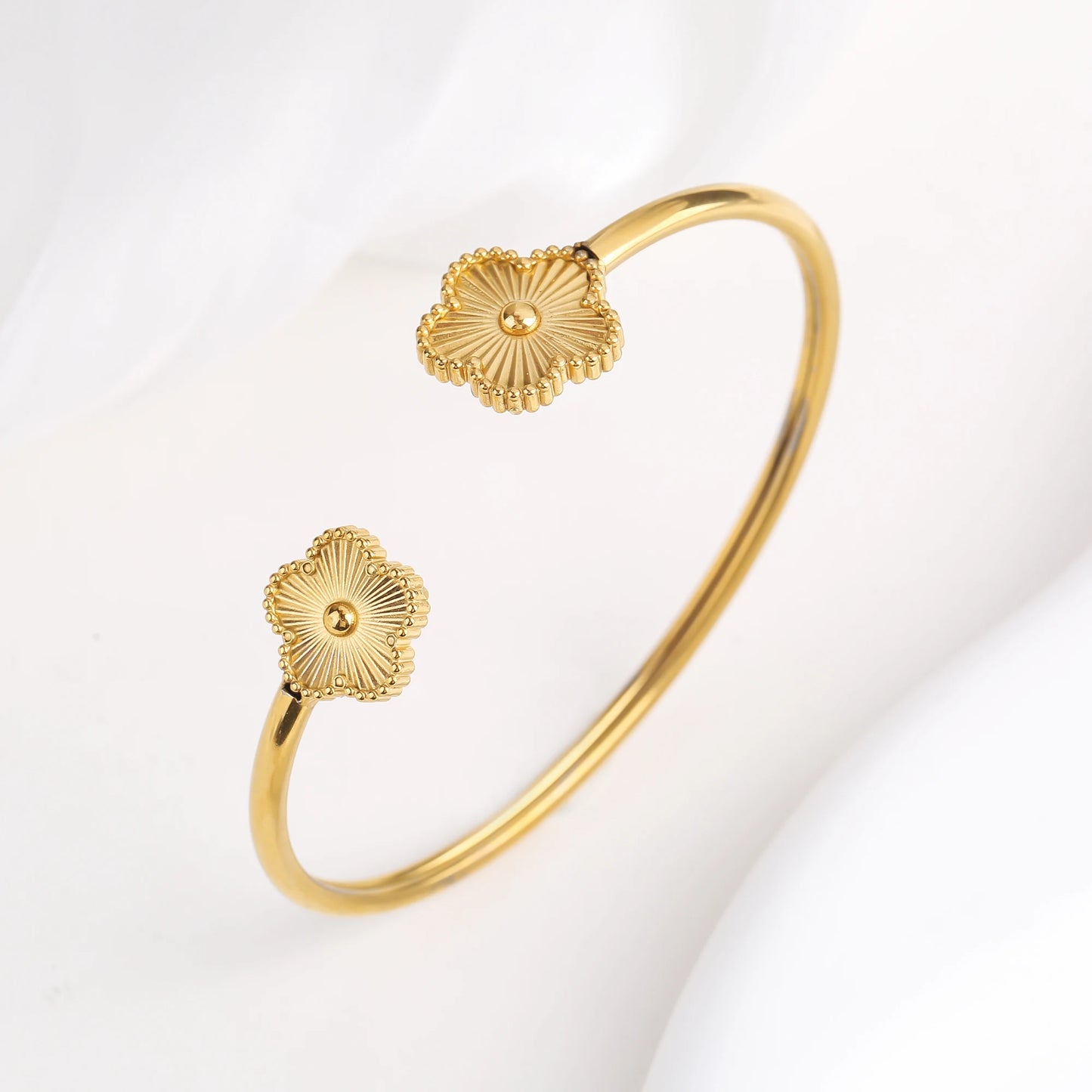 Flower Opening Bracelet